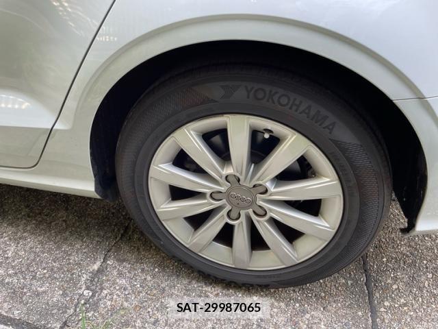 Audi A3 SEDAN 2014-09 8364797-17