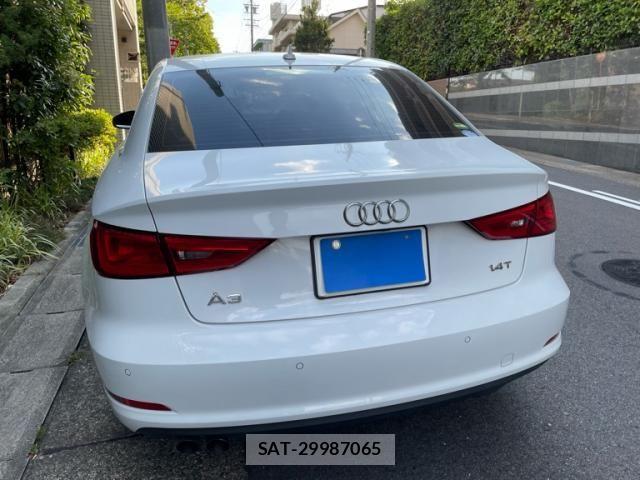 Audi A3 SEDAN 2014-09 8364797-2