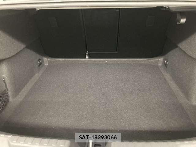 Audi A3 SEDAN 2023-06 8485034-22