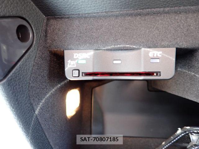 Audi A3 SEDAN 2017-03 8485036-27