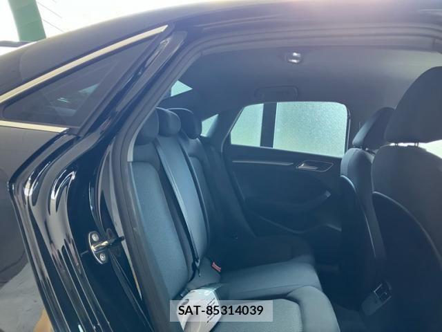 Audi A3 SEDAN 2020-09 8523591-15