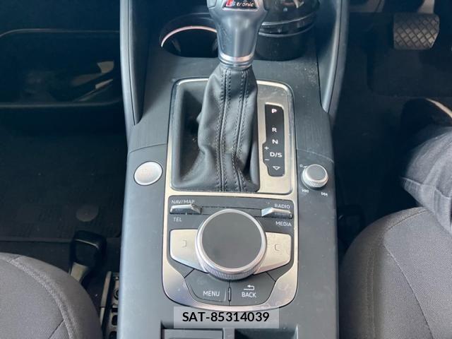 Audi A3 SEDAN 2020-09 8523591-16