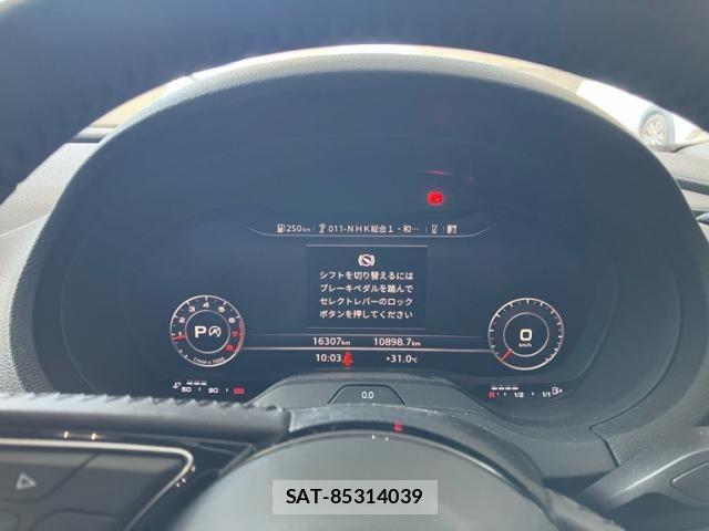 Audi A3 SEDAN 2020-09 8523591-27