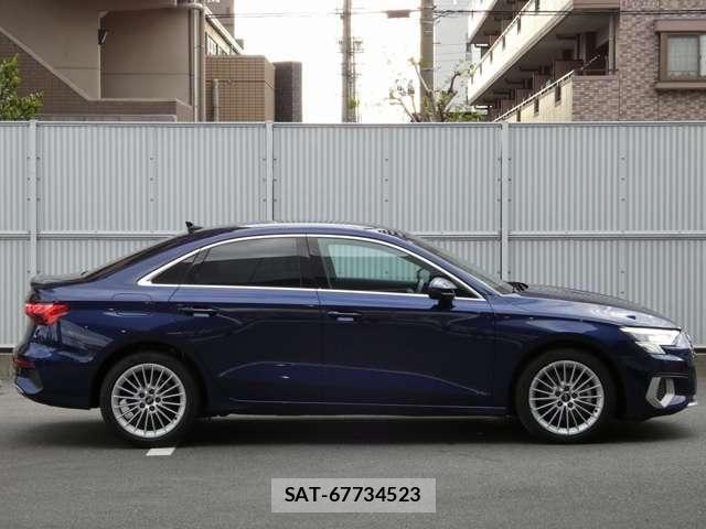Audi A3 SEDAN 2021-08 8561177-11