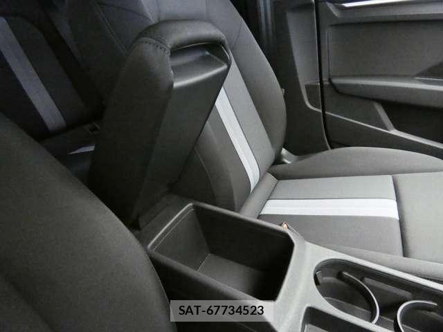 Audi A3 SEDAN 2021-08 8561177-26