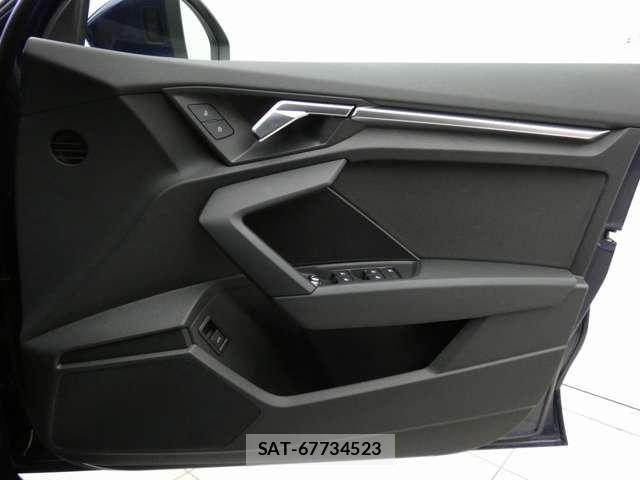 Audi A3 SEDAN 2021-08 8561177-28