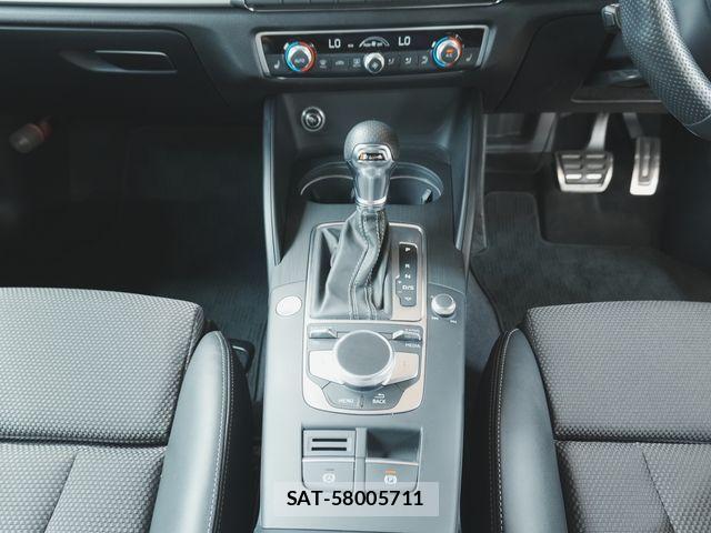 Audi A3 SEDAN 2019-05 8561179-17