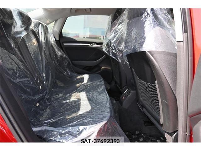 Audi A3 SEDAN 2014-12 8658050-14