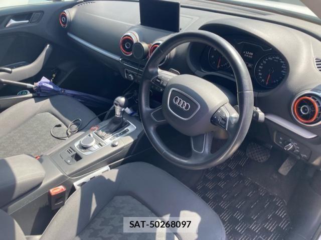 Audi A3 SEDAN 2014-05 8740551-12