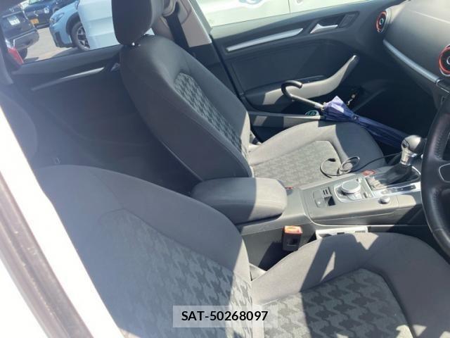 Audi A3 SEDAN 2014-05 8740551-13