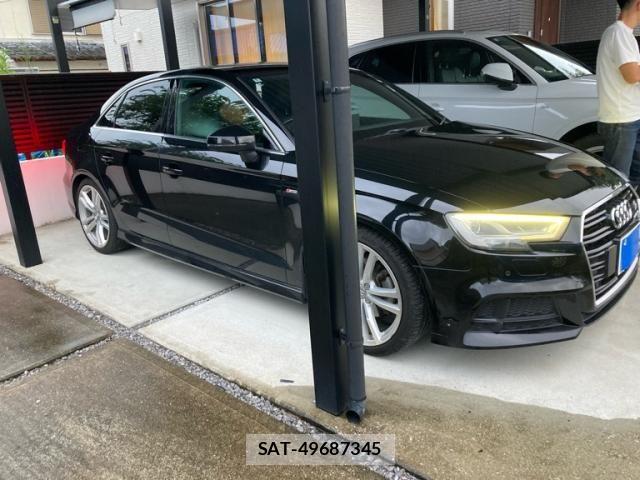 Audi A3 SEDAN 2018-09 8740543-2