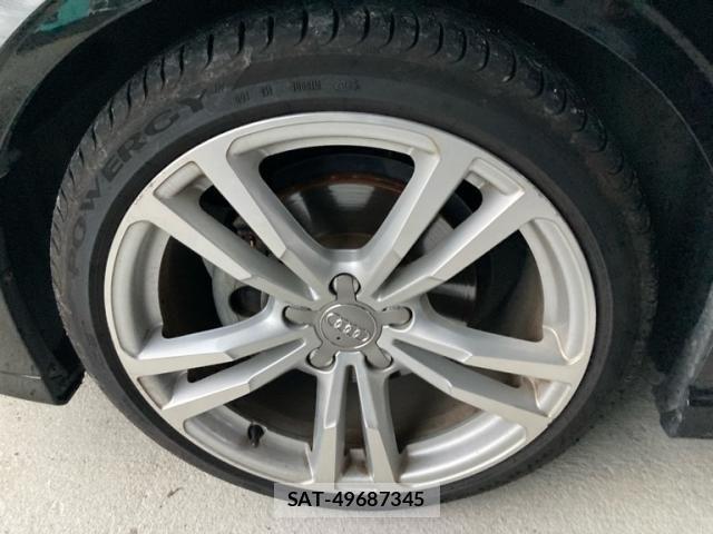 Audi A3 SEDAN 2018-09 8740543-8