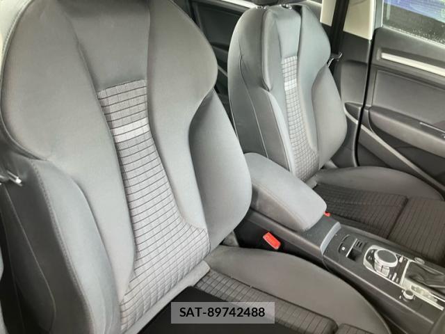 Audi A3 SEDAN 2014-04 8740550-15