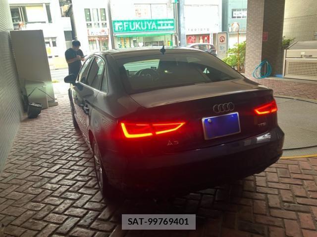 Audi A3 SEDAN 2016-11 8779522-3
