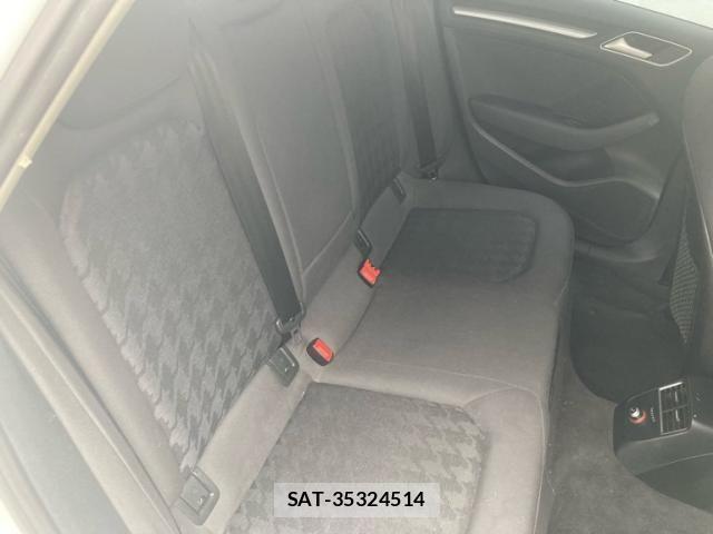 Audi A3 SEDAN 2015-11 8779523-13