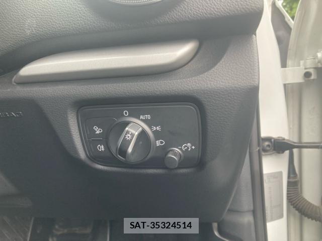 Audi A3 SEDAN 2015-11 8779523-15