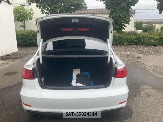 Audi A3 SEDAN 2015-11 8779523-6