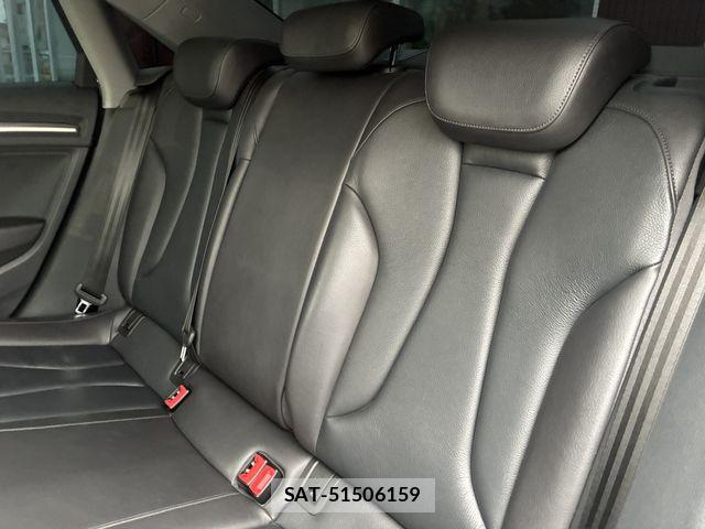 Audi A3 SEDAN 2017-06 8827887-14