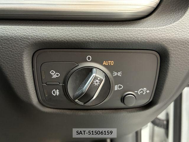 Audi A3 SEDAN 2017-06 8827887-18