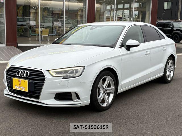 Audi A3 SEDAN 2017-06 8827887-5