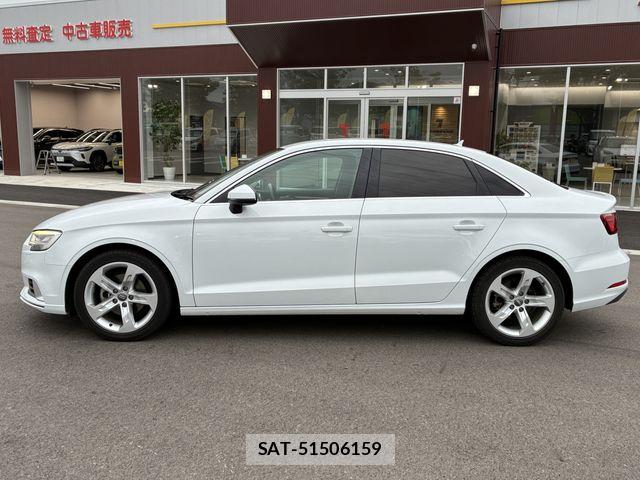 Audi A3 SEDAN 2017-06 8827887-6