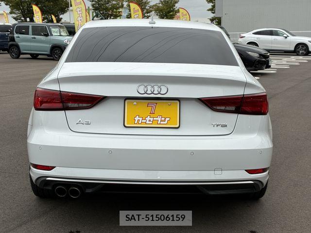 Audi A3 SEDAN 2017-06 8827887-8