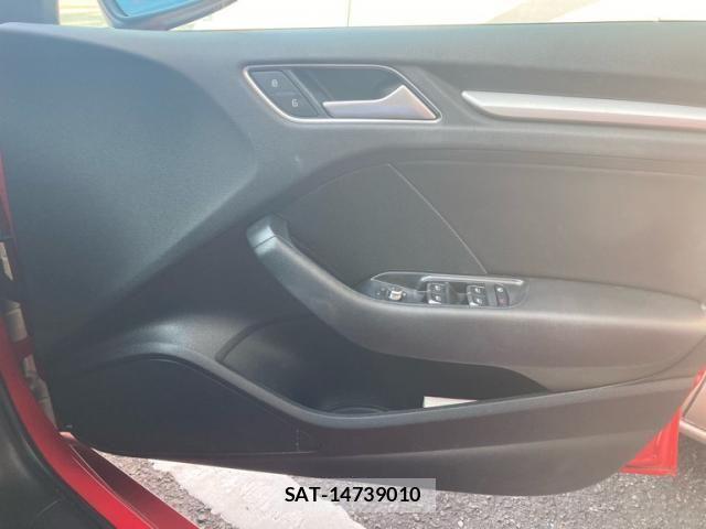 Audi A3 SEDAN 2016-03 8827889-11