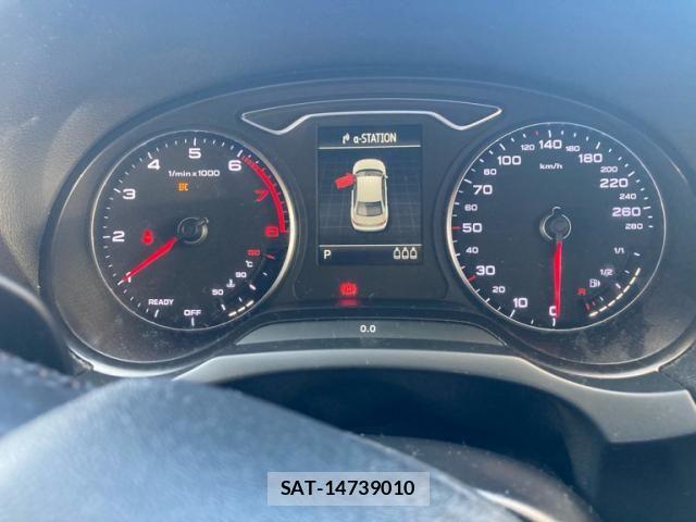 Audi A3 SEDAN 2016-03 8827889-16