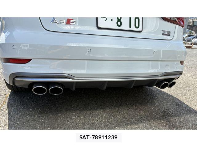 Audi A3 SEDAN 2017-09 8883312-4
