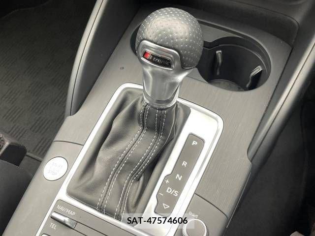 Audi A3 2018-07 841655-11