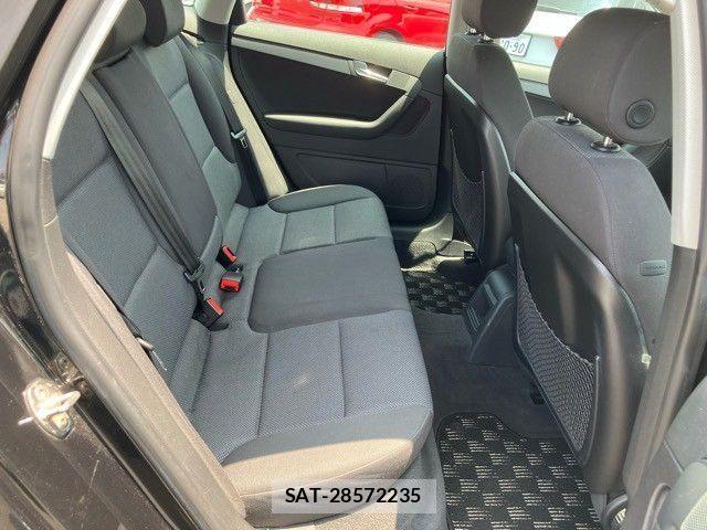 Audi A3 2011-06 1135699-13