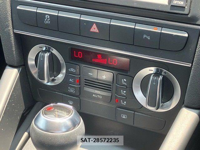 Audi A3 2011-06 1135699-19