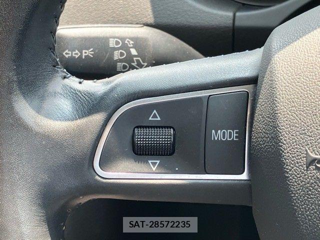 Audi A3 2011-06 1135699-21