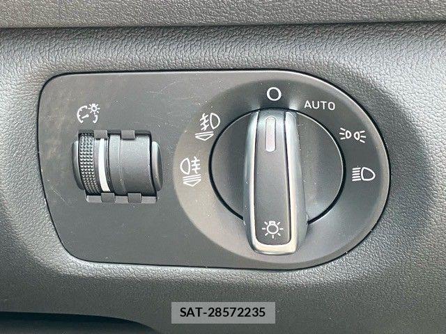 Audi A3 2011-06 1135699-22