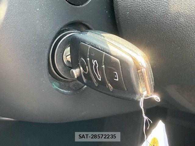 Audi A3 2011-06 1135699-23