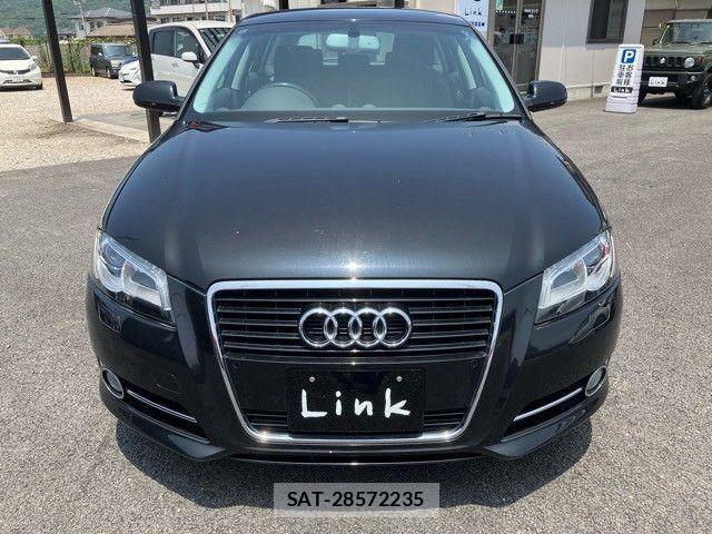 Audi A3 2011-06 1135699-2
