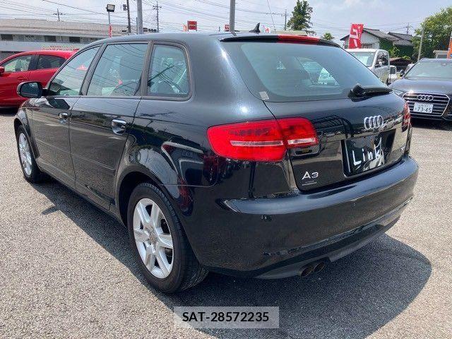 Audi A3 2011-06 1135699-7