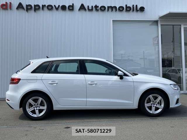 Audi A3 2019-04 1171012-4