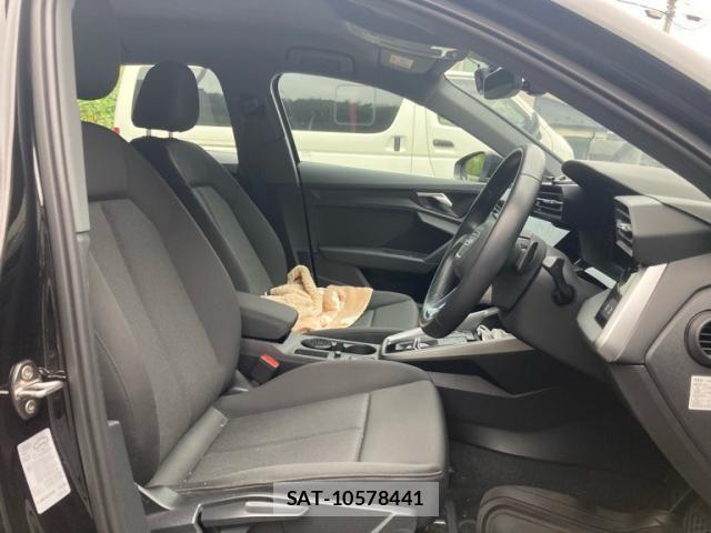 Audi A3 2021-05 1329674-7