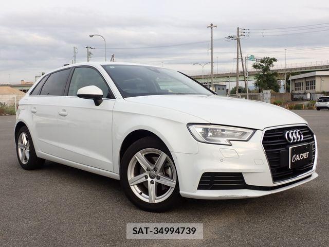 Audi A3 2019-09 1389146-0