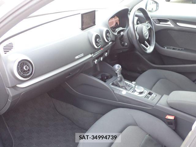 Audi A3 2019-09 1389146-18