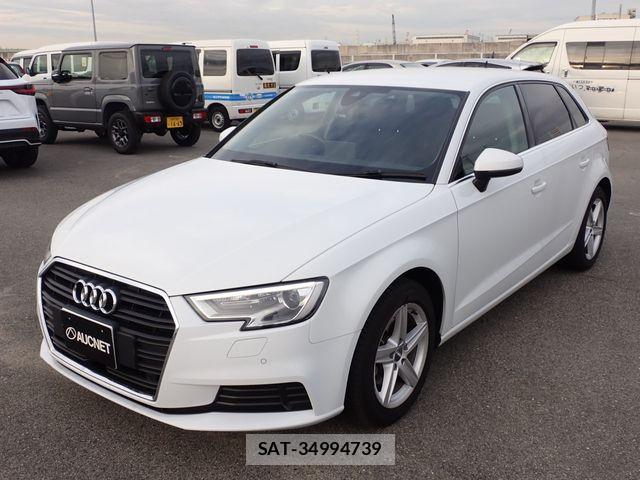 Audi A3 2019-09 1389146-6