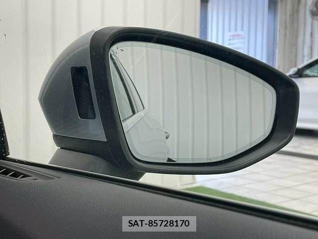 Audi A3 2021-08 2726522-5