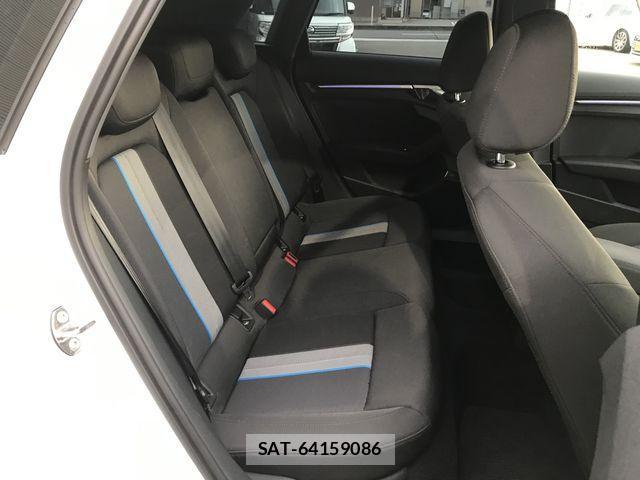 Audi A3 2021-05 4320290-13