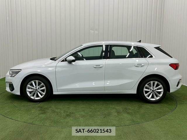 Audi A3 2021-10 6009412-13