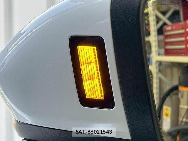 Audi A3 2021-10 6009412-5