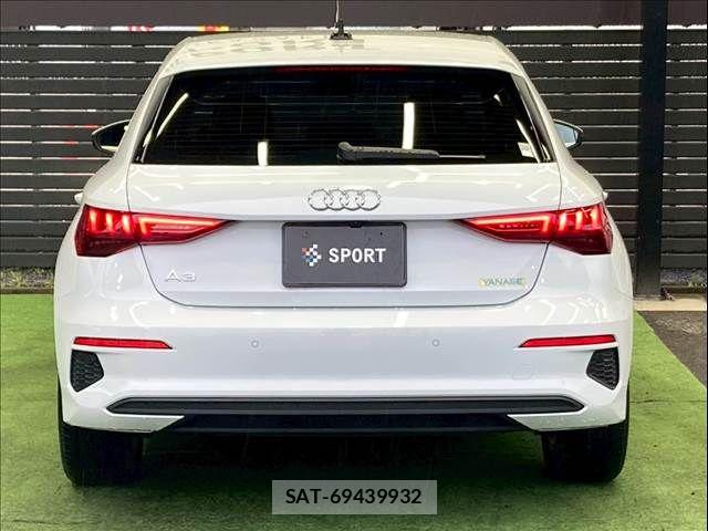 Audi A3 2021-06 6211693-13