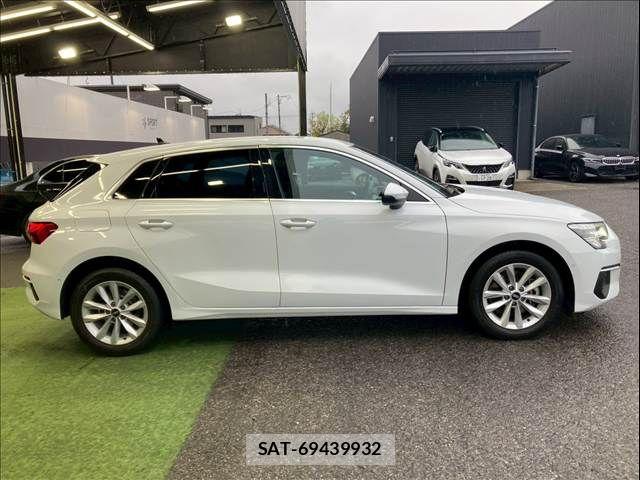 Audi A3 2021-06 6211693-14