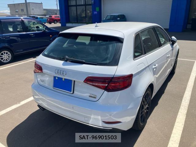 Audi A3 2017-02 6610583-4