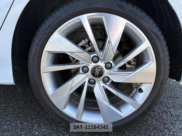 Audi A3 2023-06 6641250-10